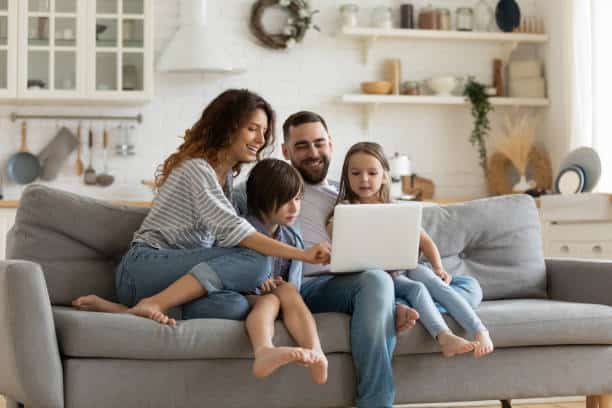 Nos conseillers vous informent sur la portée de vos décisions familiales patrimoniales et orientent votre choix pour protéger au mieux vos intérêts et ceux de vos proches.