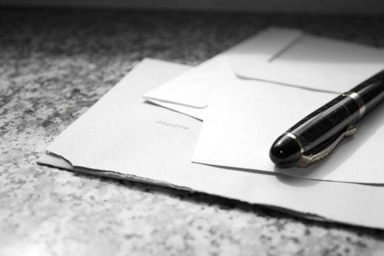 Modèle de lettre de résiliation d&rsquo;assurance auto selon la loi chatel