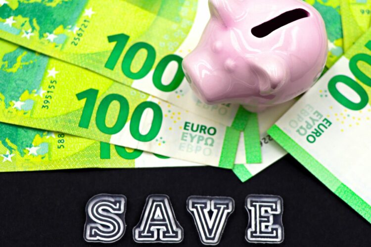 Livret a en 2026 : plafond, taux, fiscalité et alternatives patrimoniales